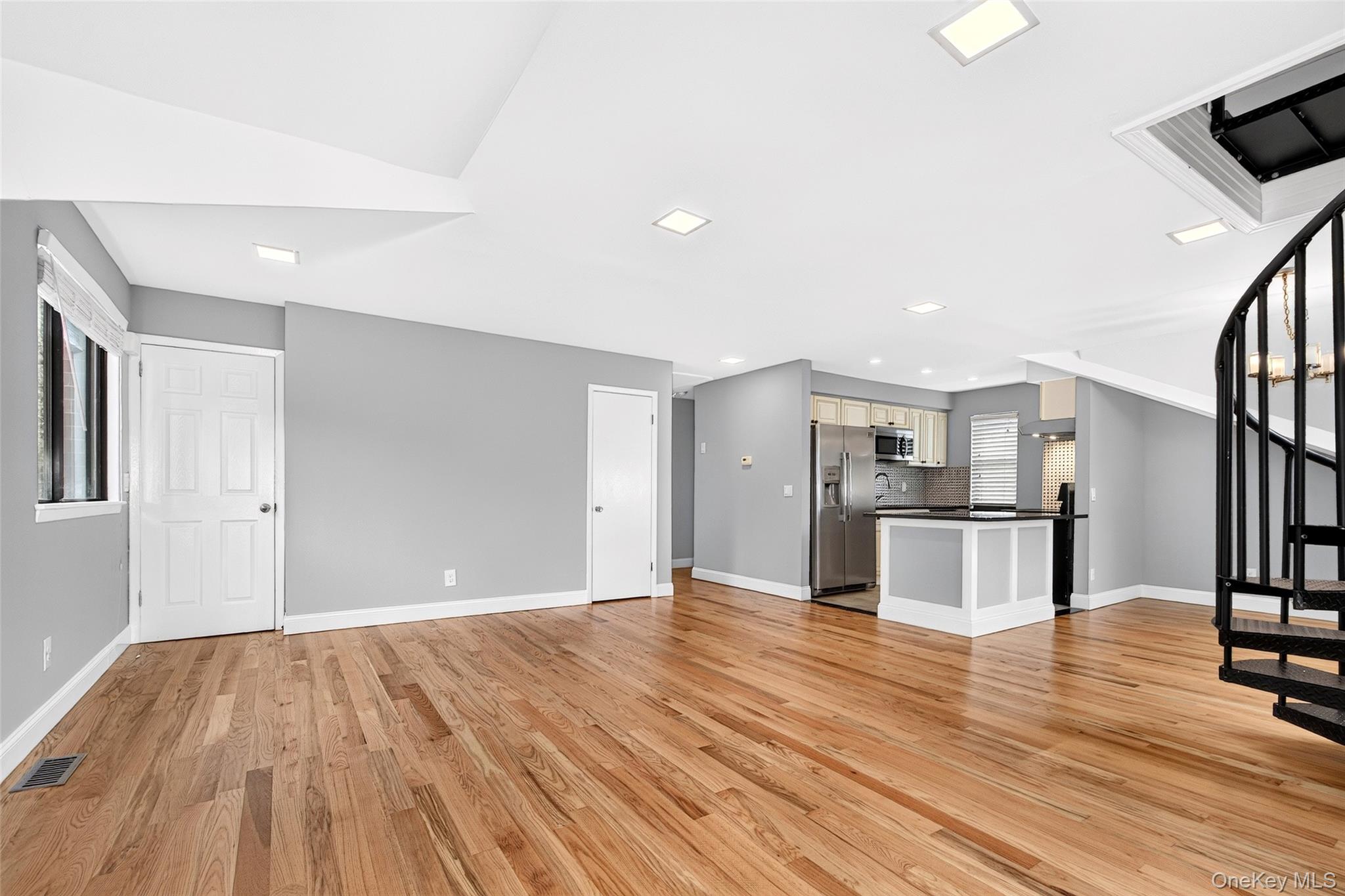 Photo 7 of this property