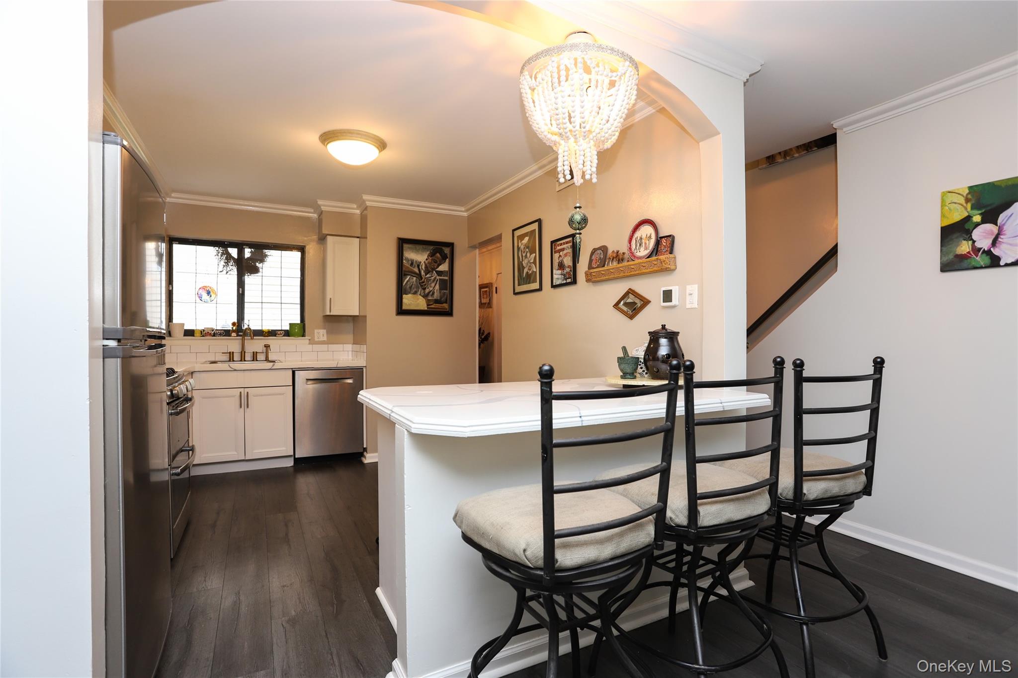 Photo 6 of this property
