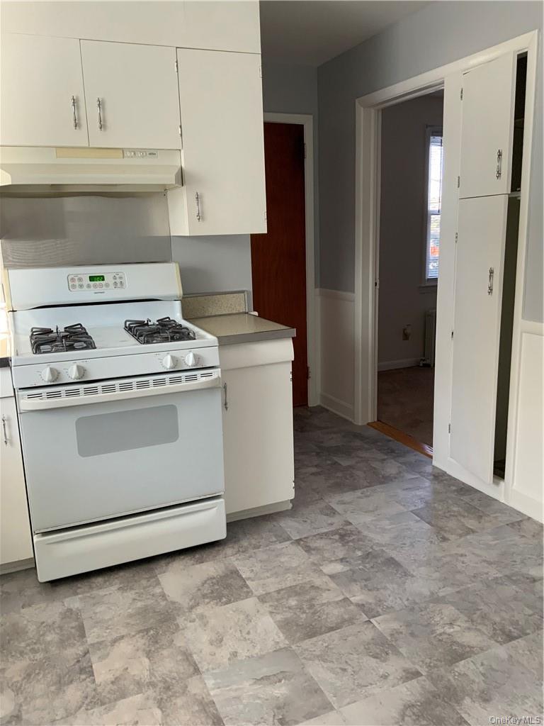 Photo 6 of this property