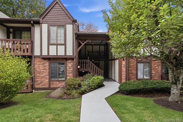 Enjoy effortless one-level living in the desirable Foxwoods condominiu...