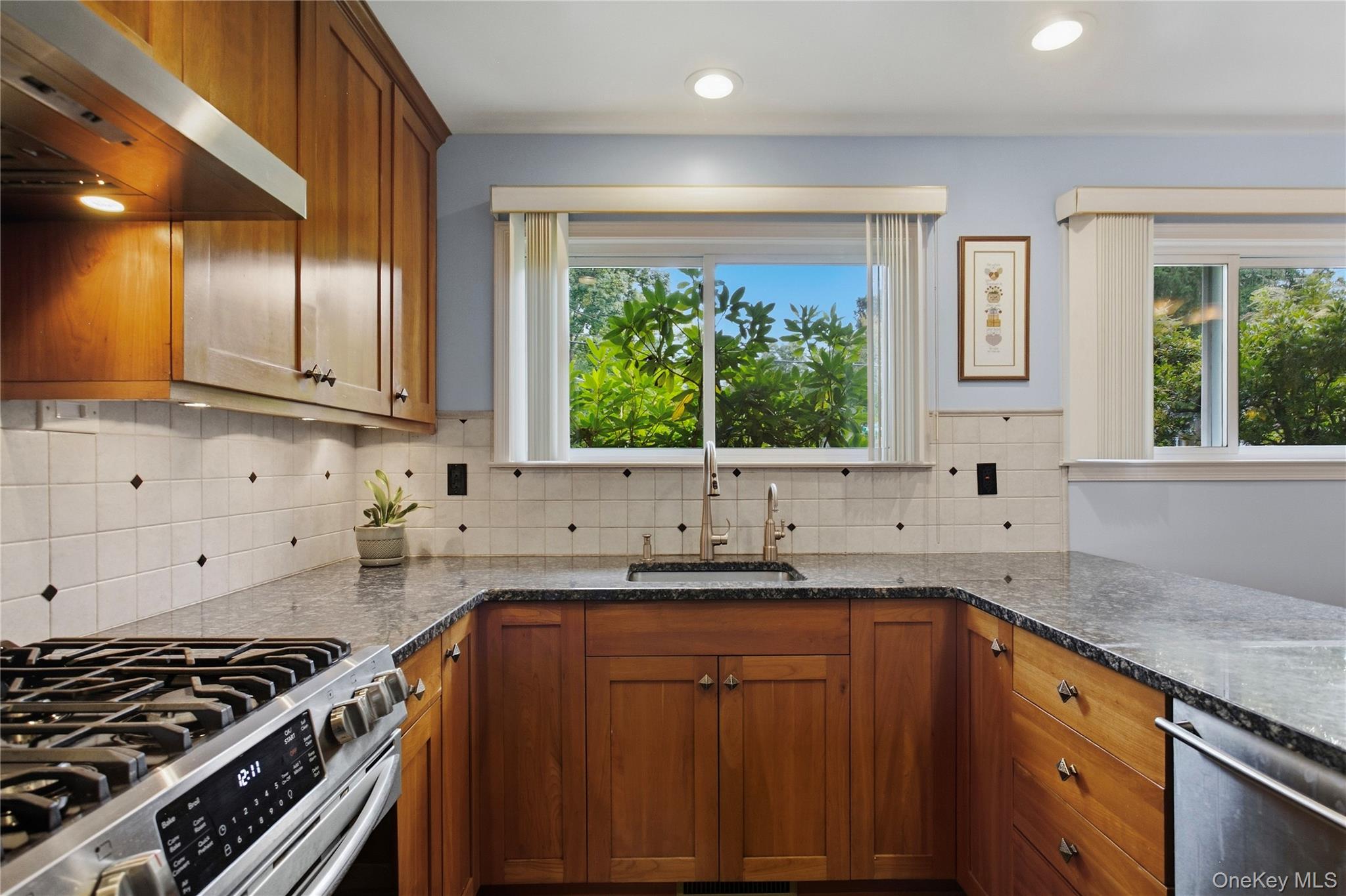 Photo 7 of this property