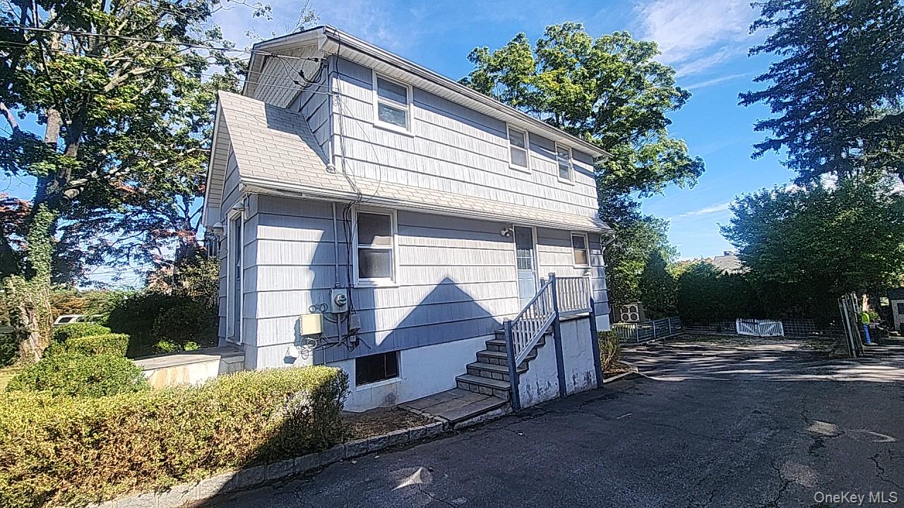 Photo 3 of this property