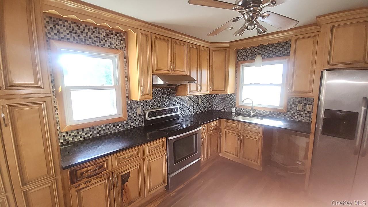 Photo 10 of this property