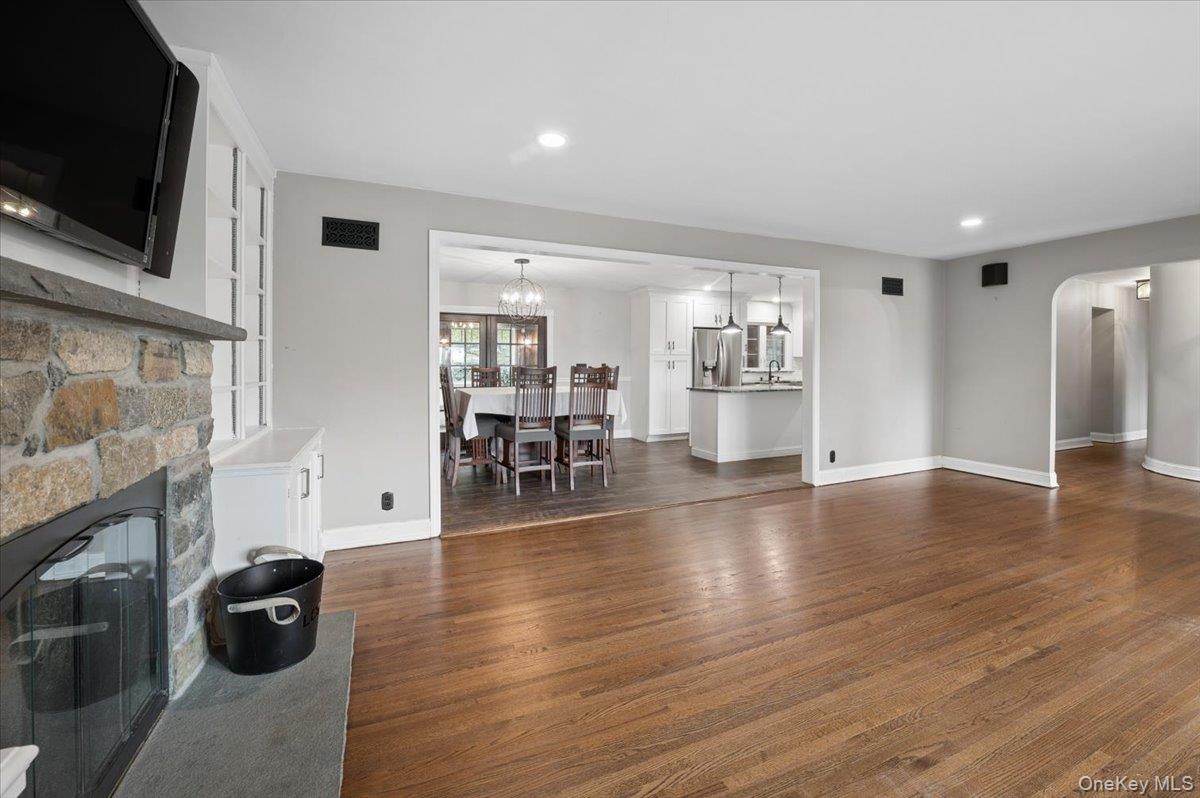 Photo 9 of this property