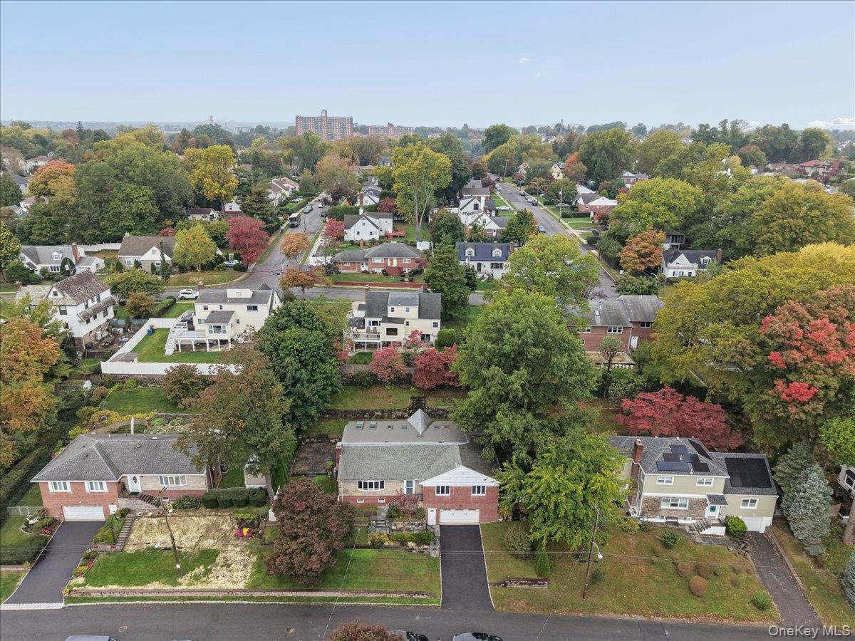 Photo 4 of this property