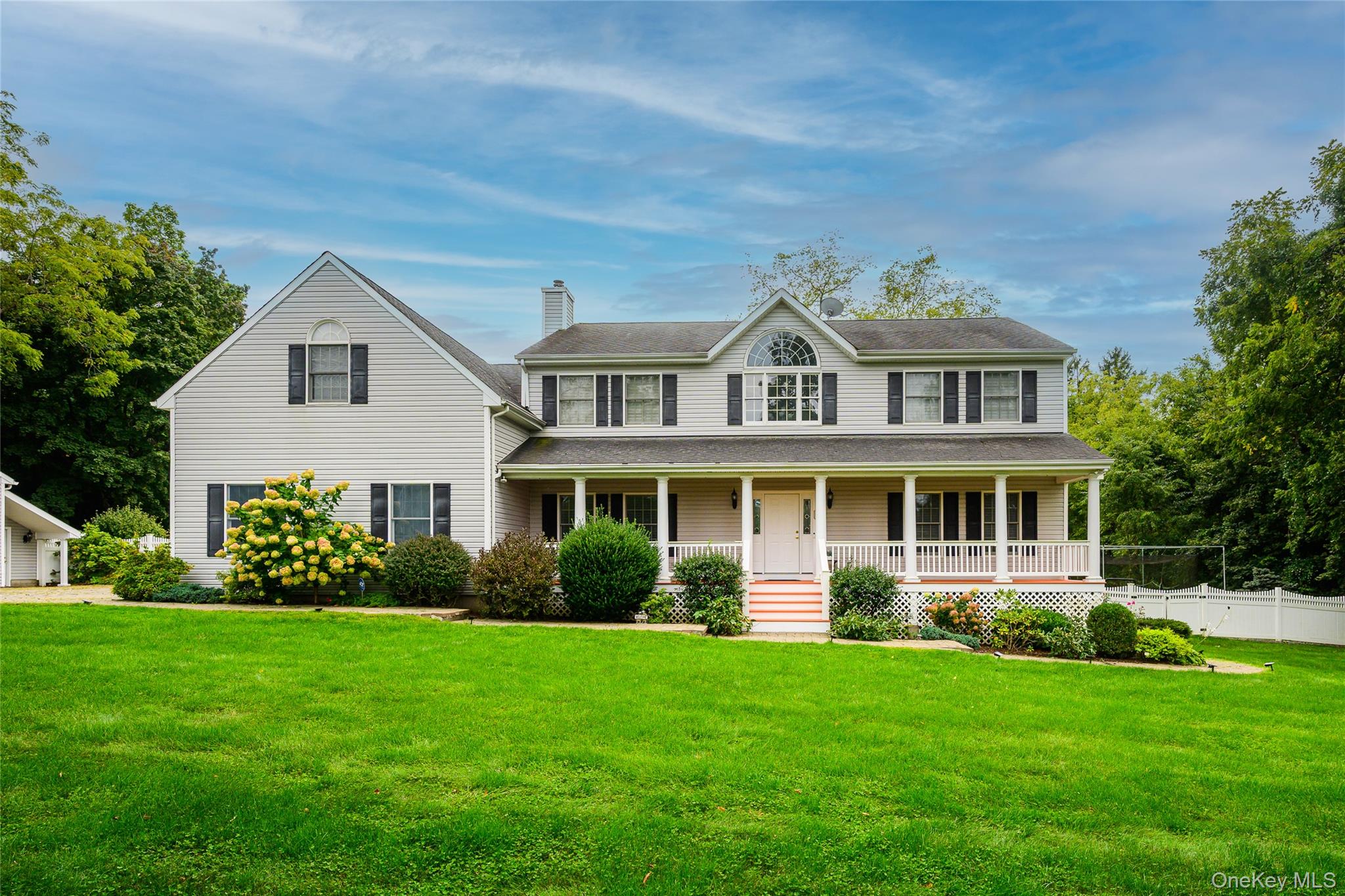 Photo 4 of this property