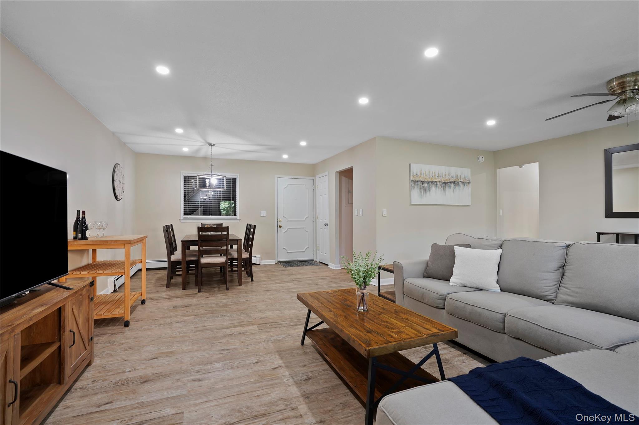 Photo 4 of this property