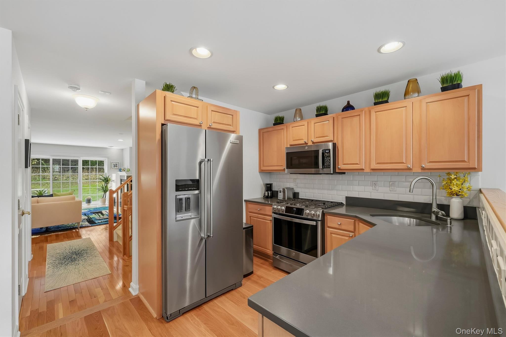Photo 6 of this property