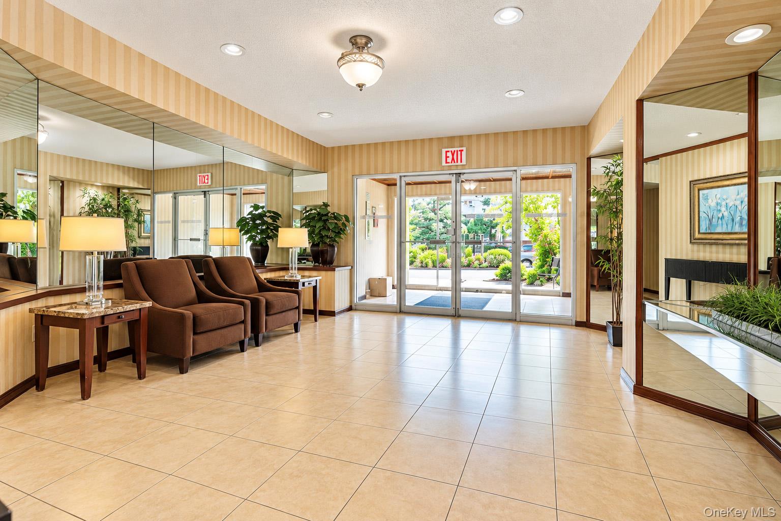 Photo 4 of this property