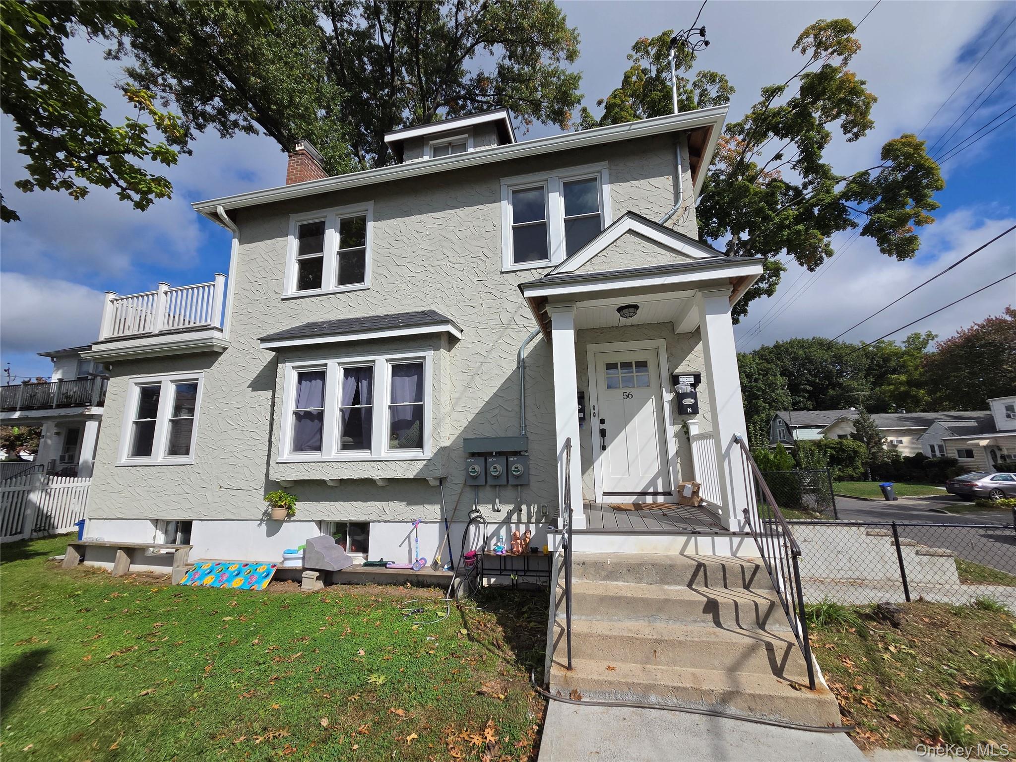 Spacious, move-in ready 2BR/1BTH (can live like a 3BR!) situated on a...