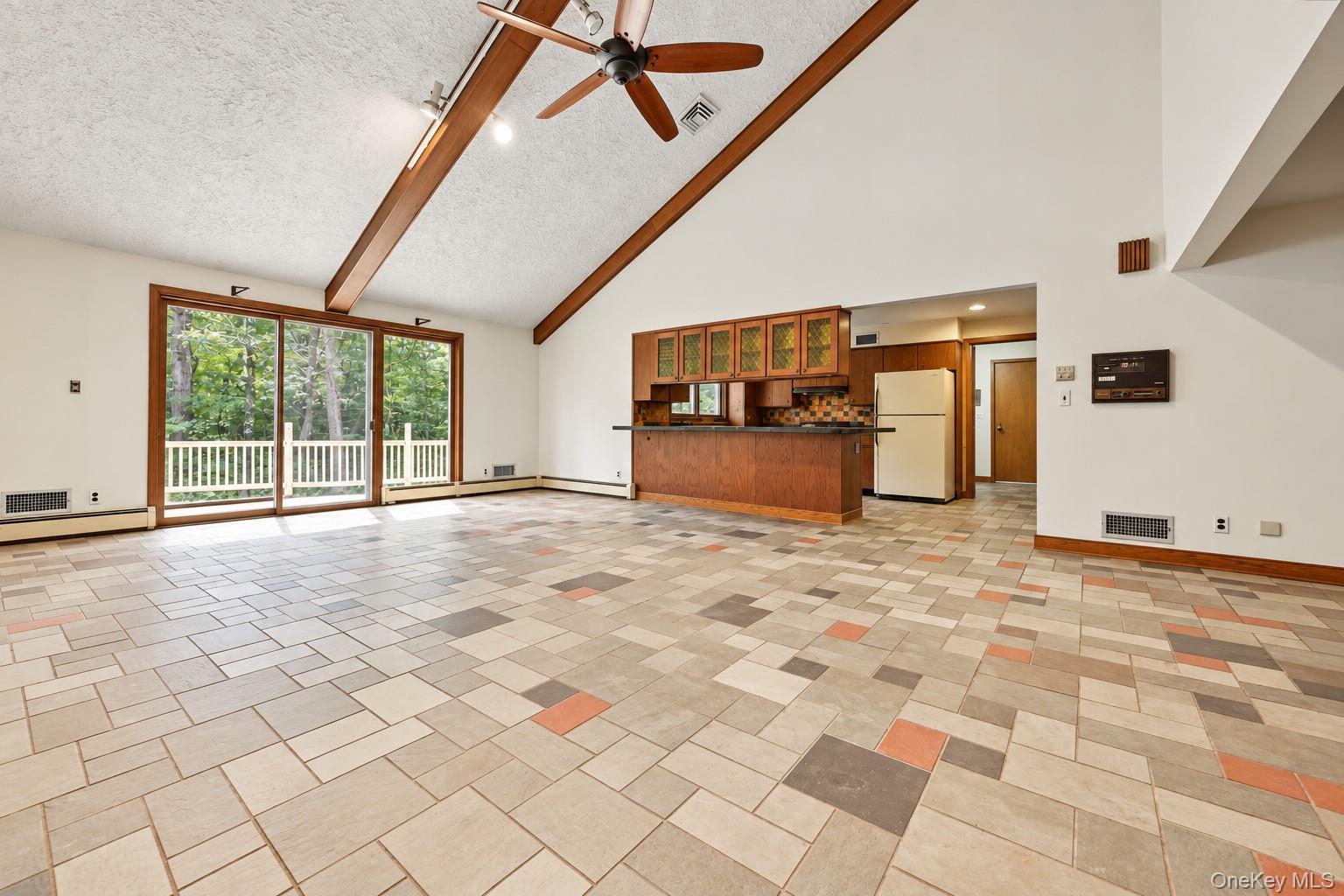 Photo 6 of this property