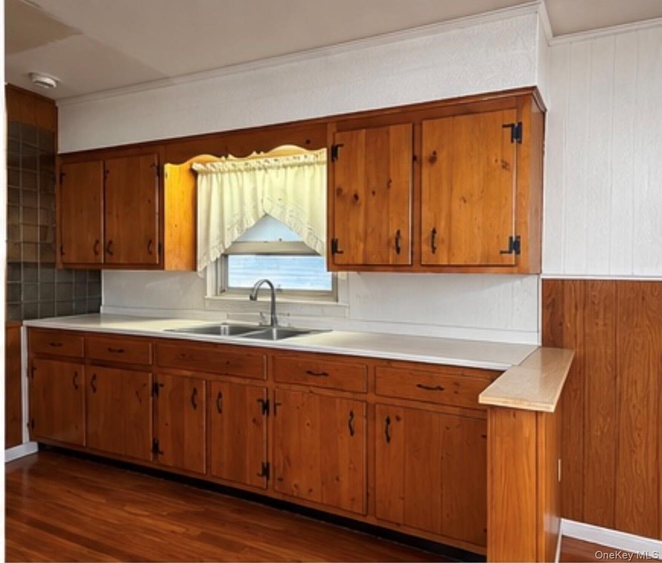 Photo 5 of this property