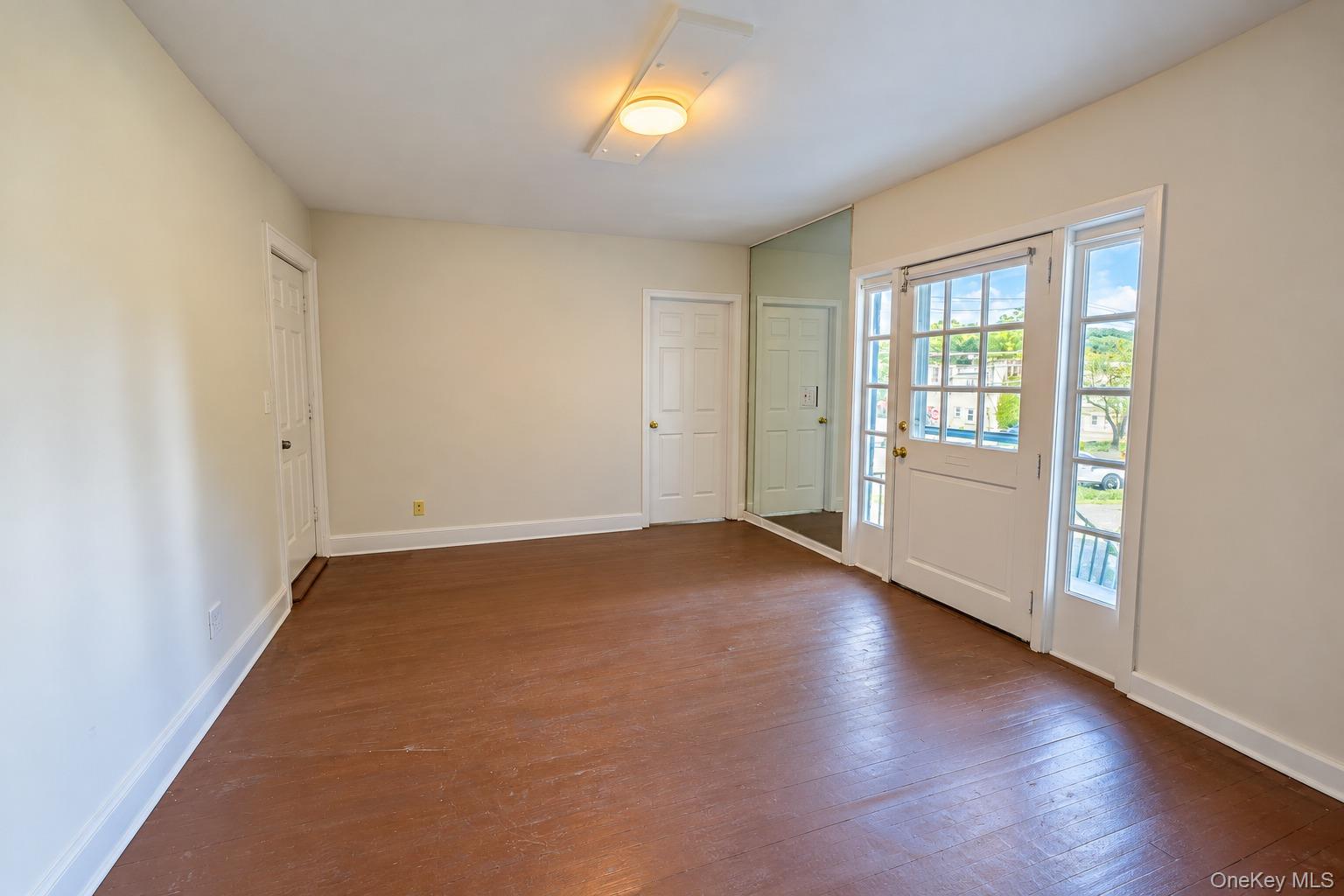 Photo 4 of this property