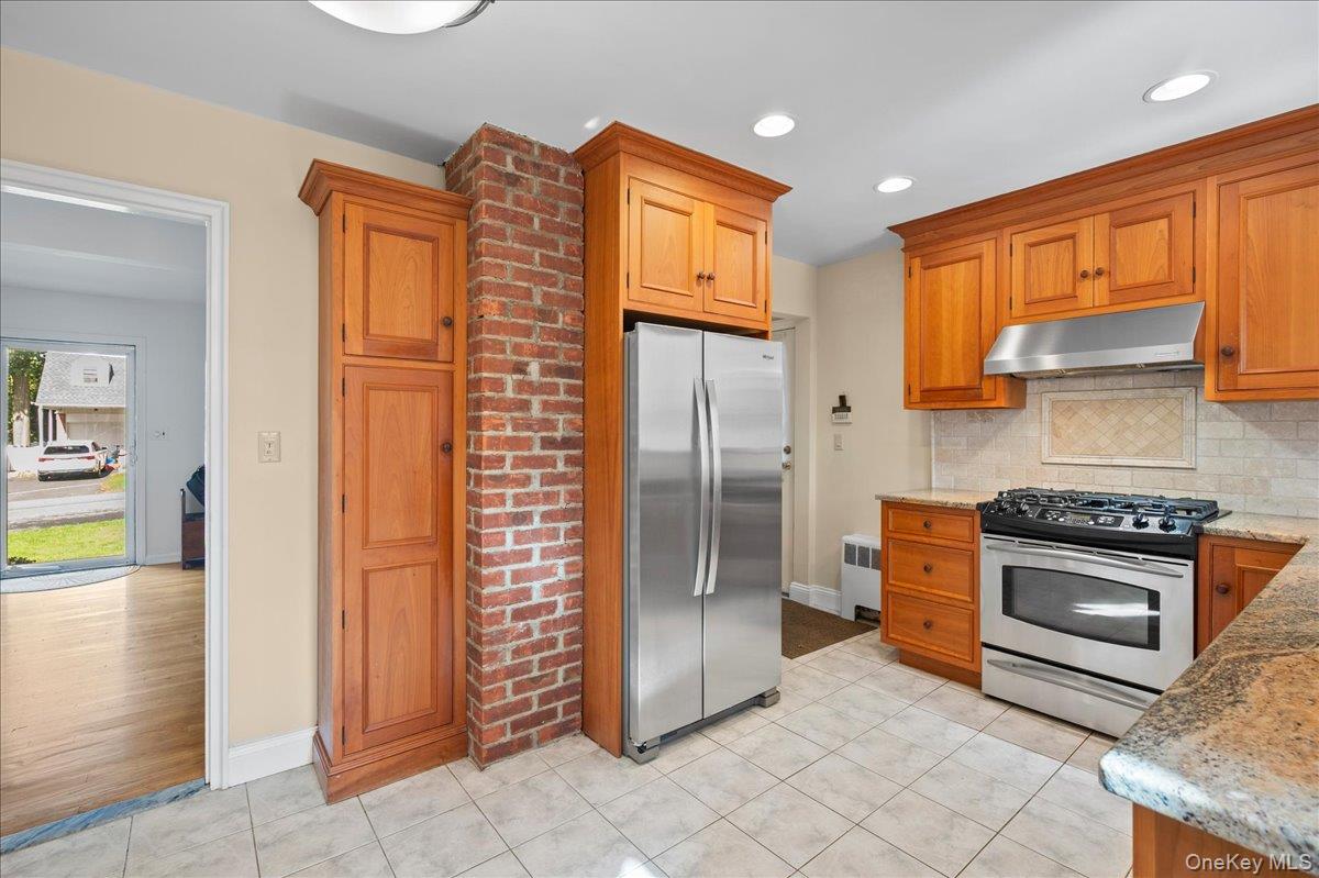 Photo 5 of this property