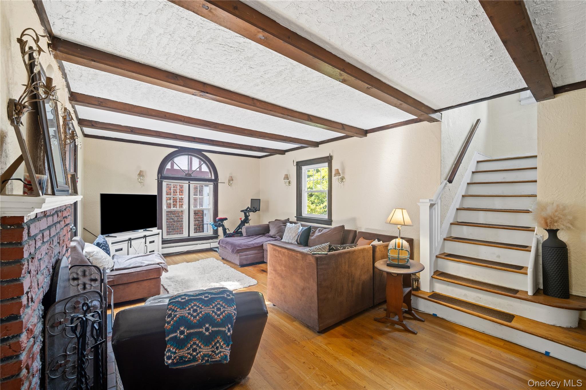 Photo 6 of this property