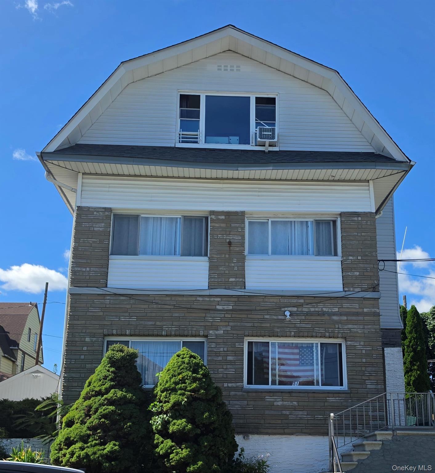 Come check out this beautiful three-bedroom apartment in a well-mainta...