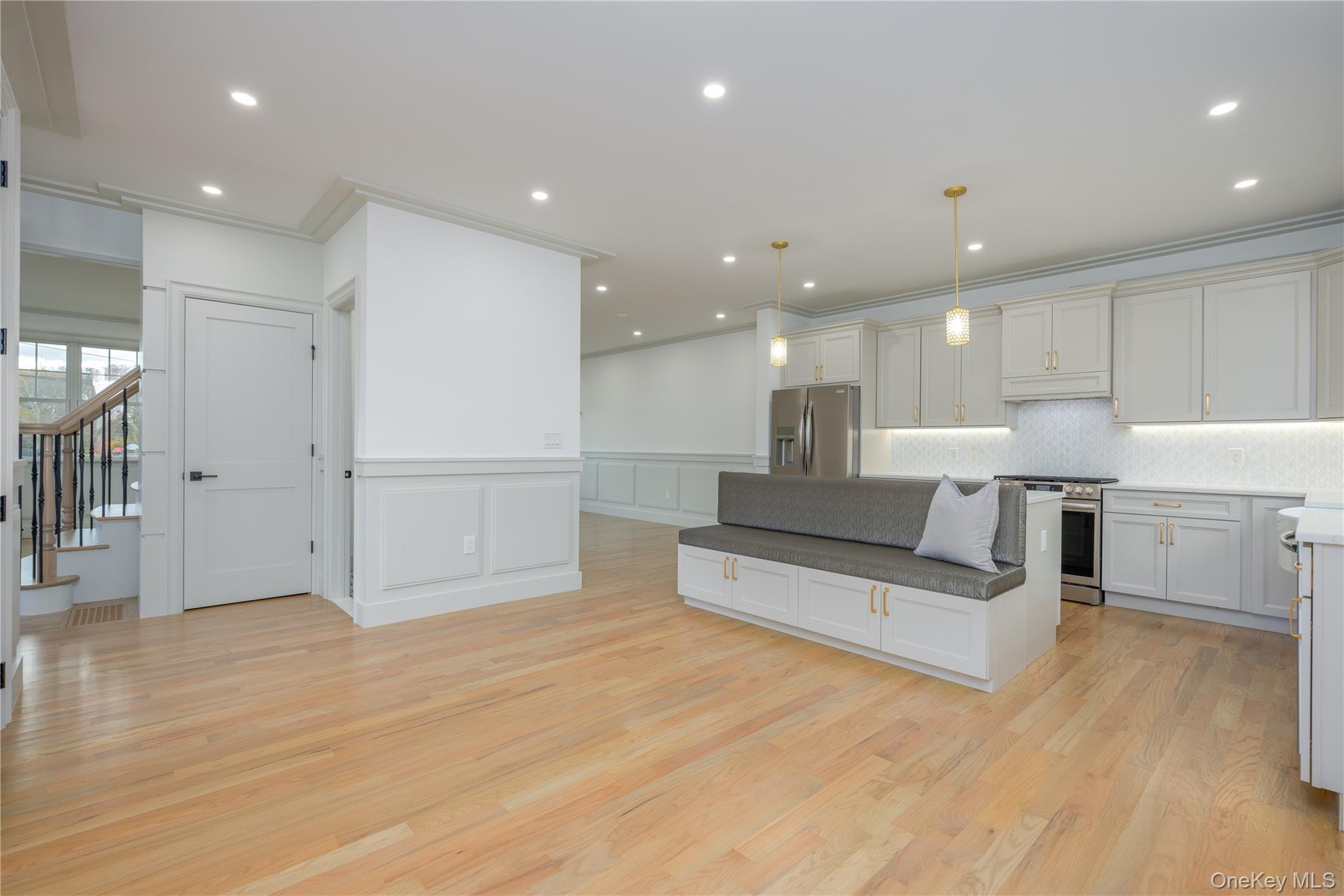 Photo 6 of this property