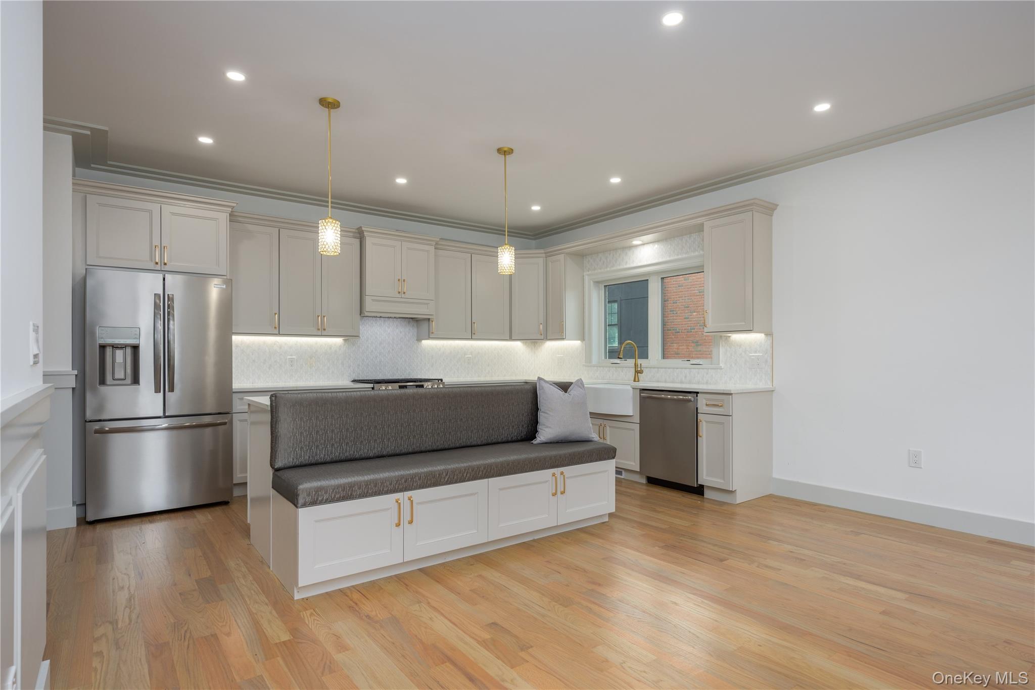 Photo 7 of this property