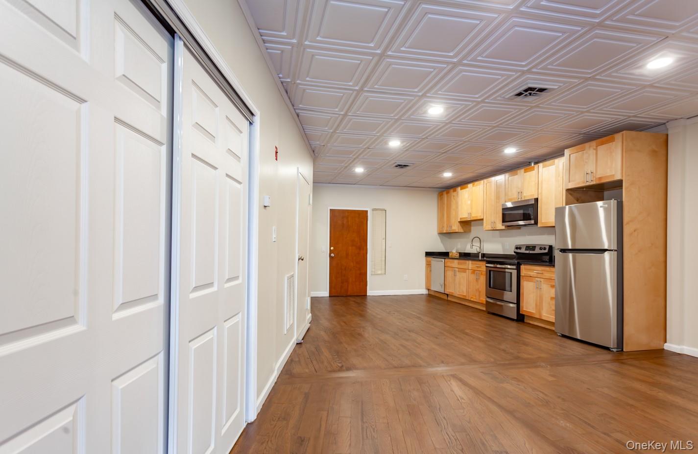 Photo 6 of this property