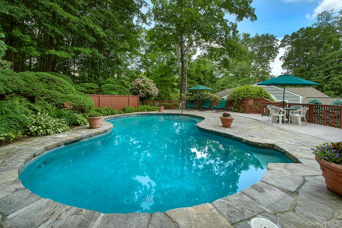 Photo 3 of this property