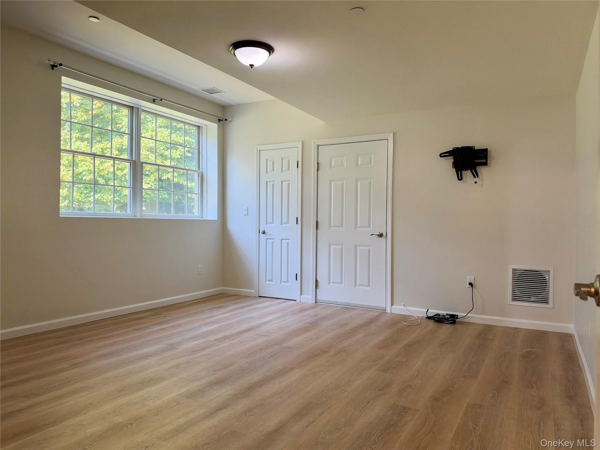 Photo 5 of this property
