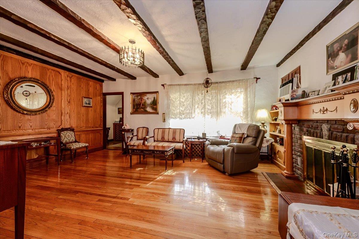 Photo 6 of this property