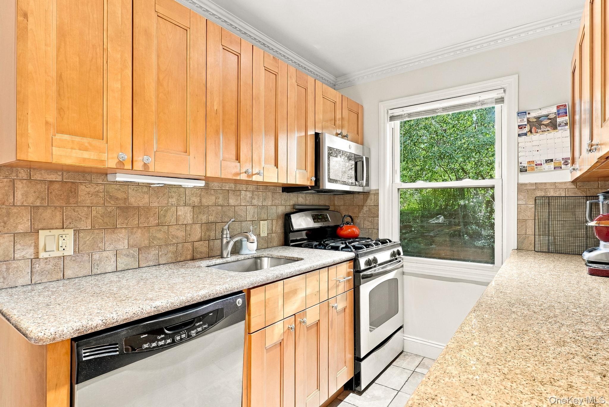Photo 4 of this property