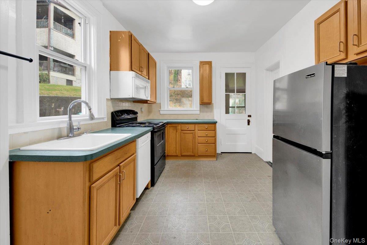 Photo 9 of this property