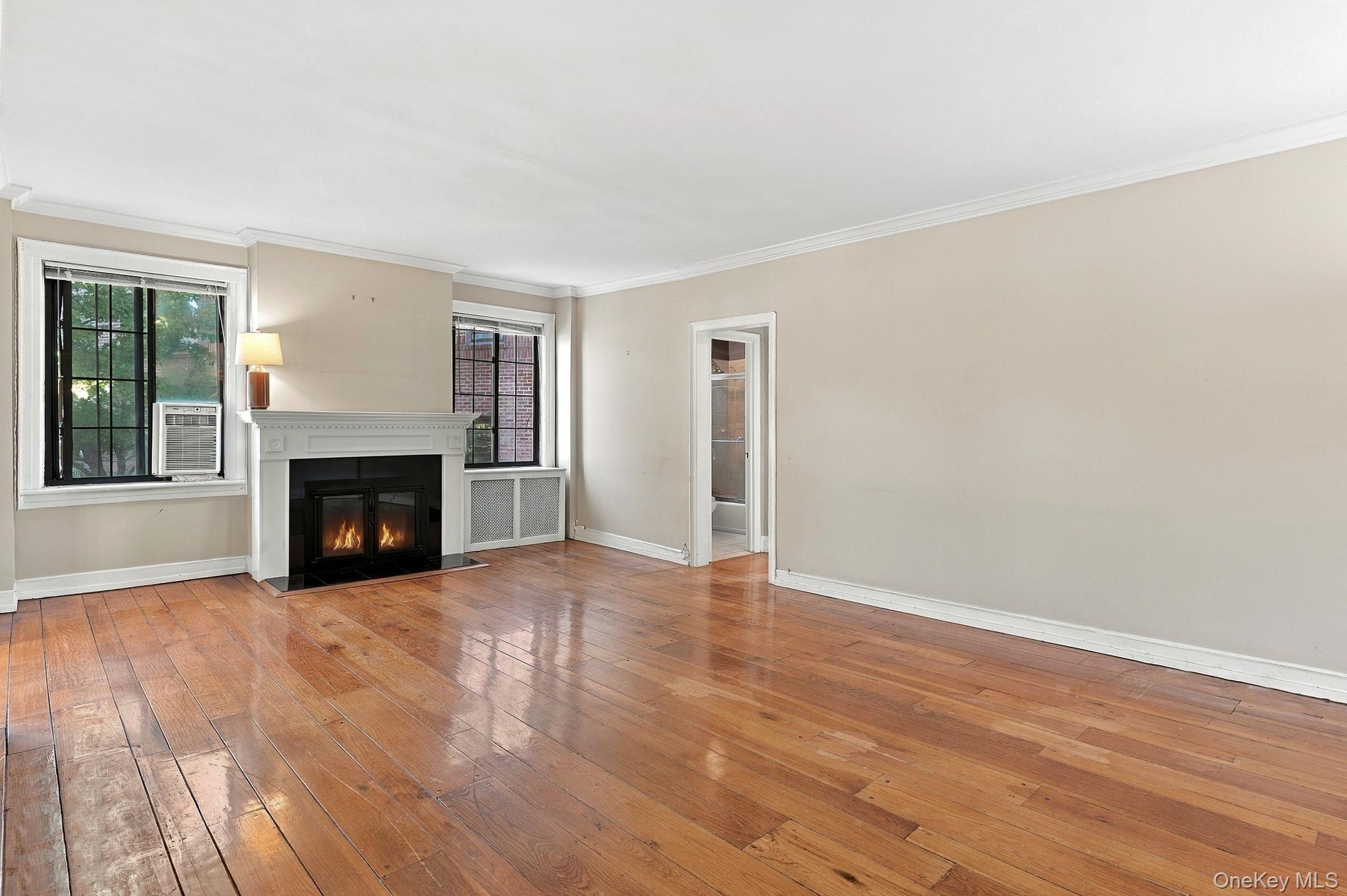Photo 4 of this property