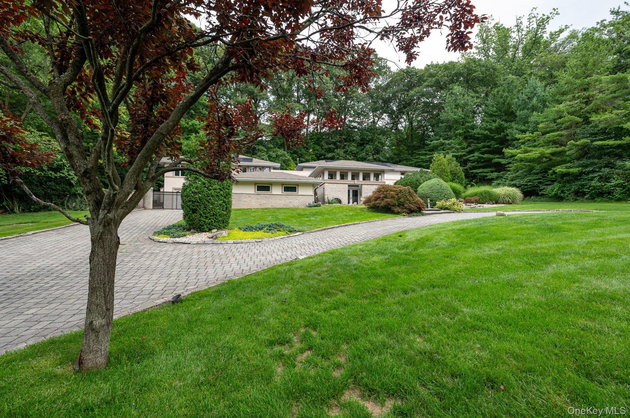 Photo 3 of this property