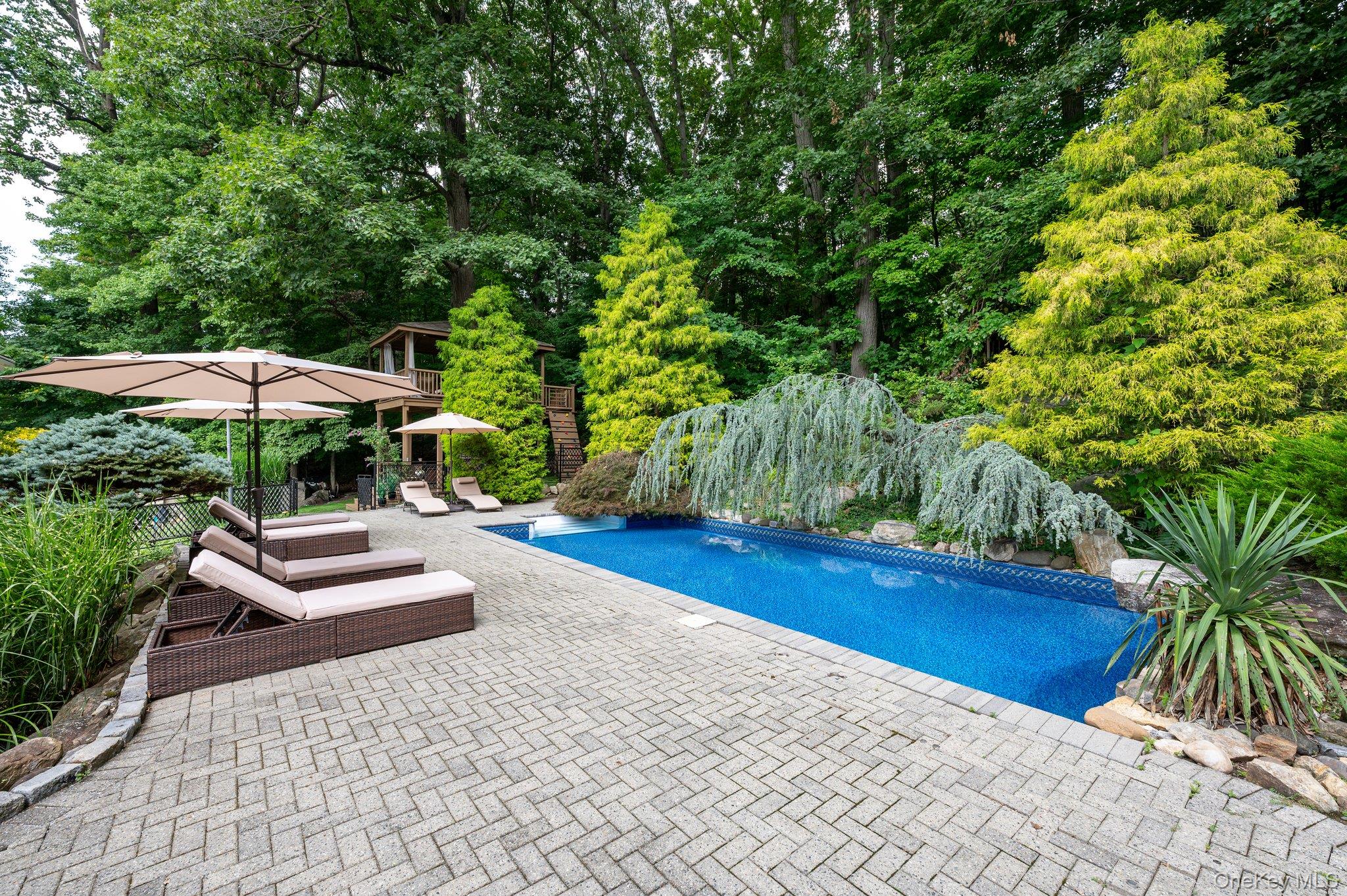 Photo 32 of this property