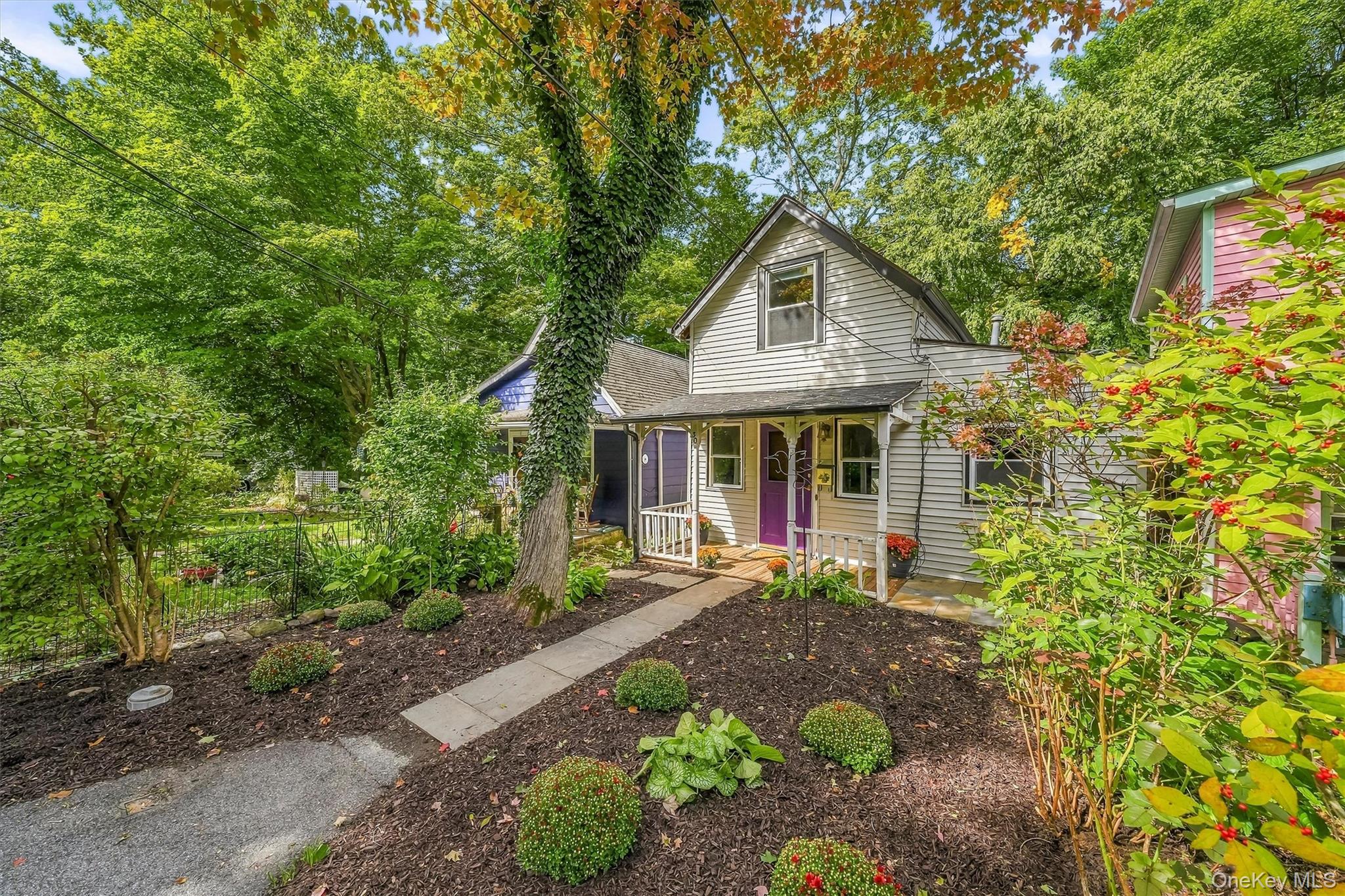 Photo 4 of this property