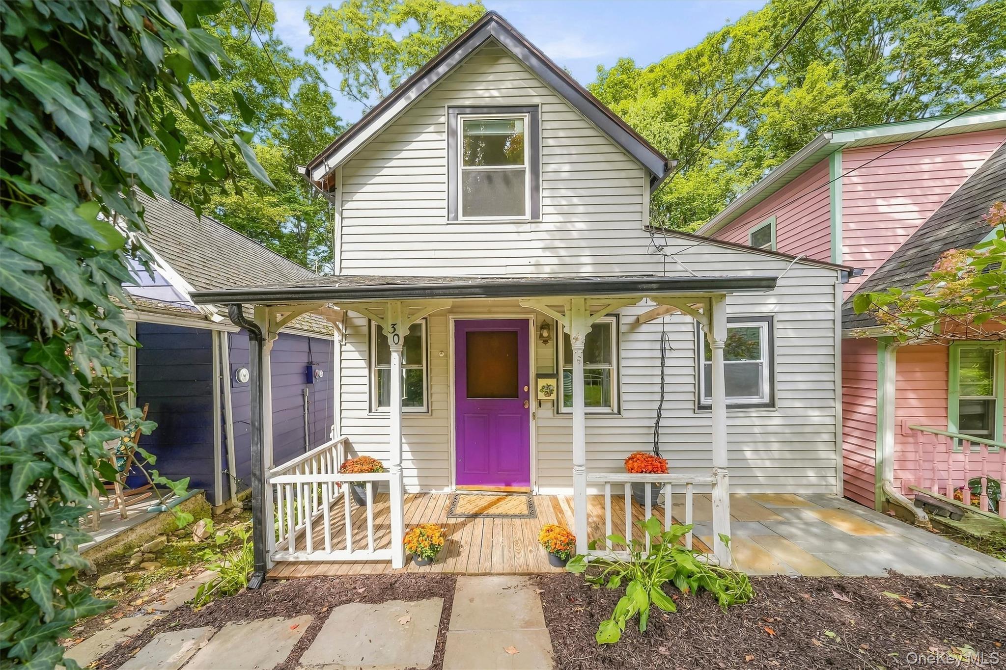 What an absolutely excellent opportunity! Come see this adorable cotta...
