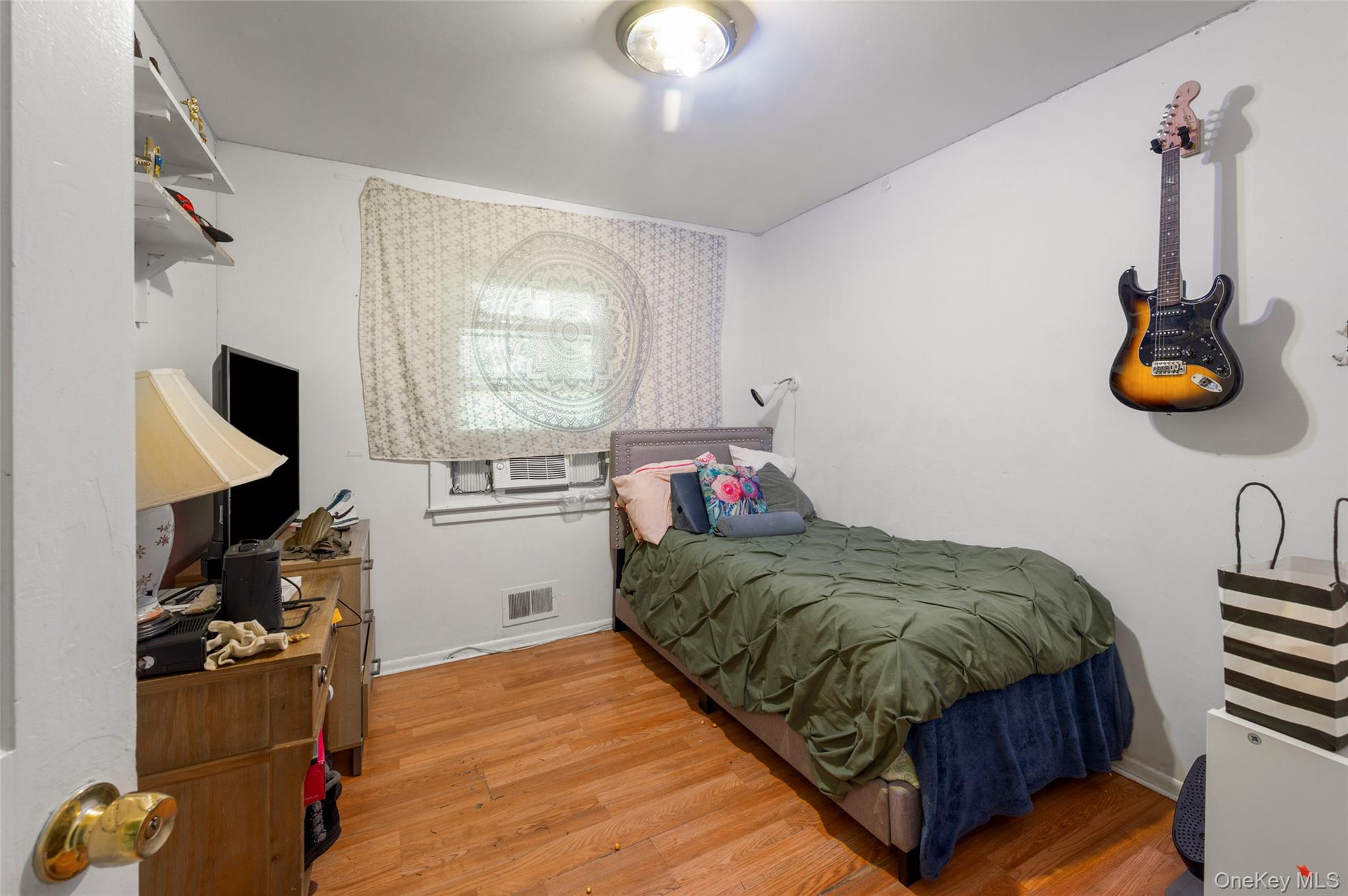 Photo 7 of this property