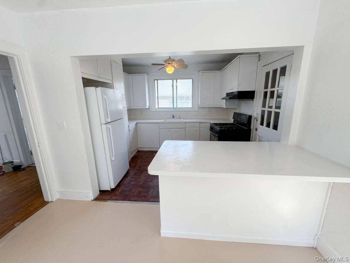 Photo 6 of this property
