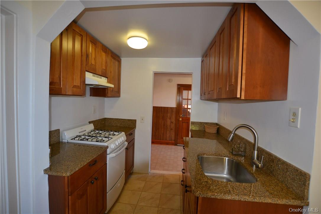 Photo 6 of this property