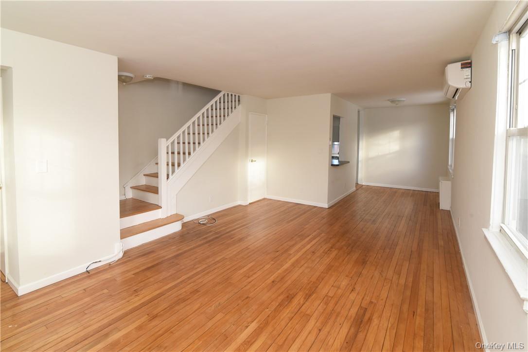 Photo 4 of this property