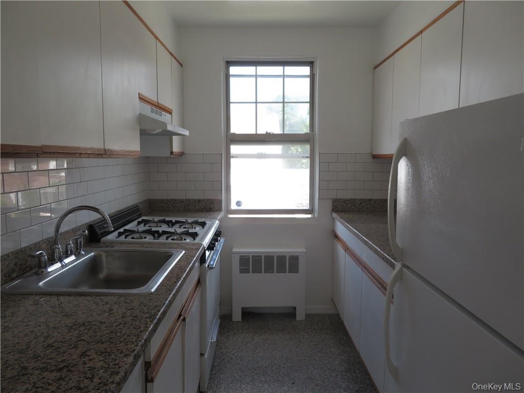 Photo 7 of this property