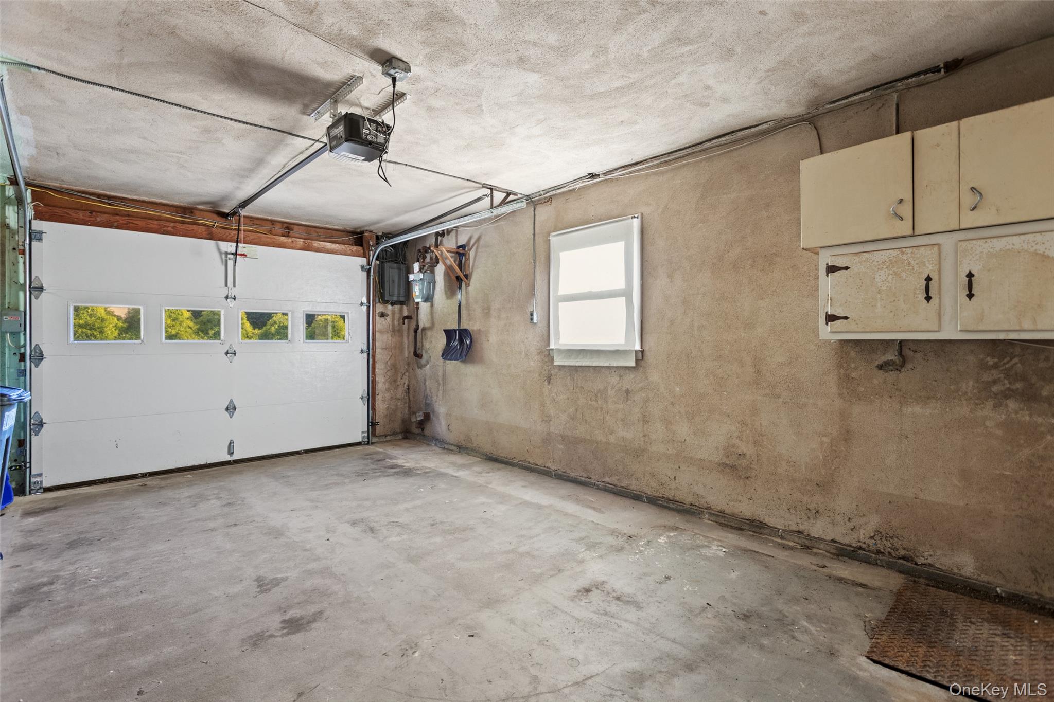 Photo 33 of this property