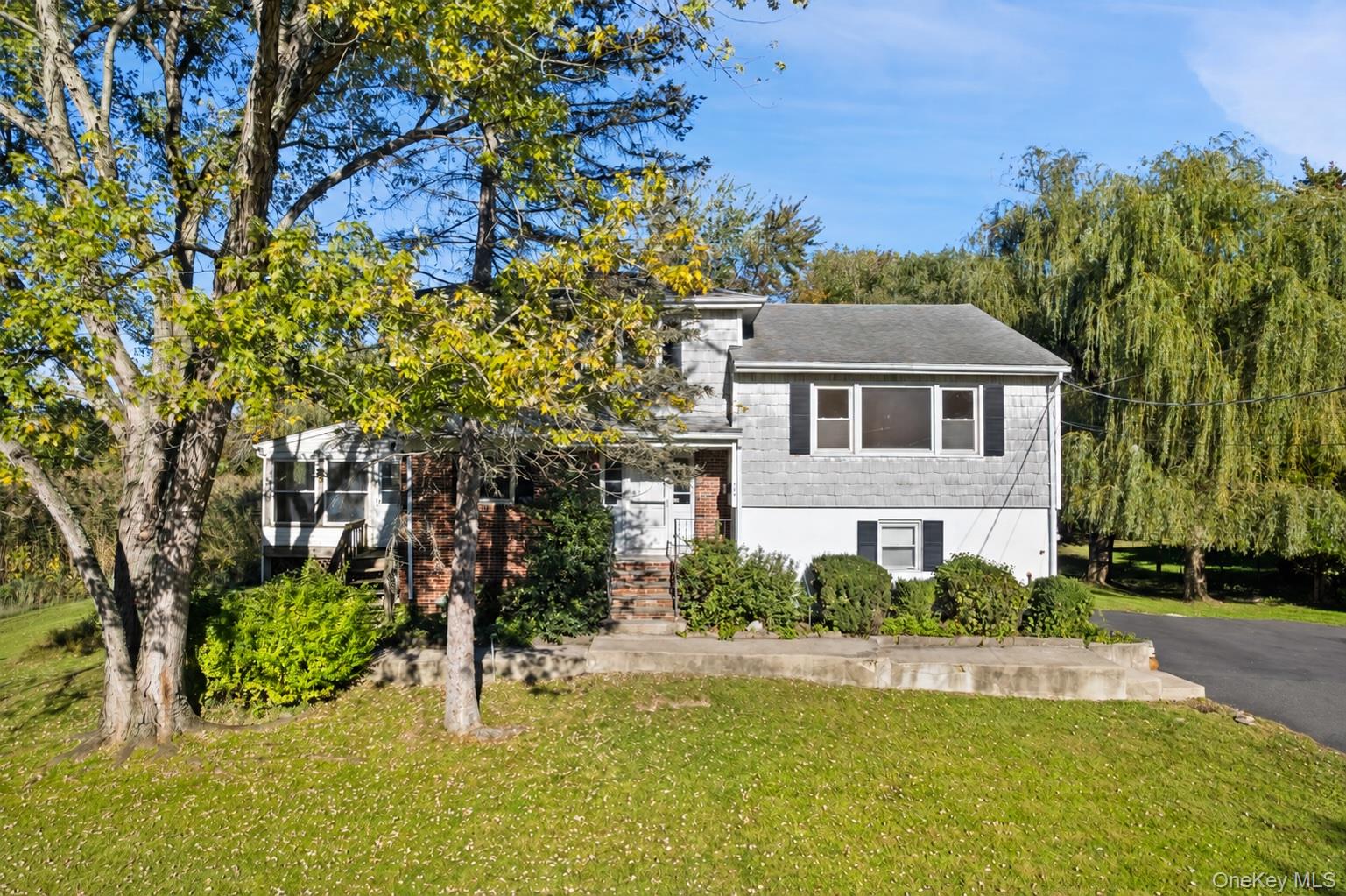 Bring your contractor, your vision, and your imagination to 180 Bradfo...