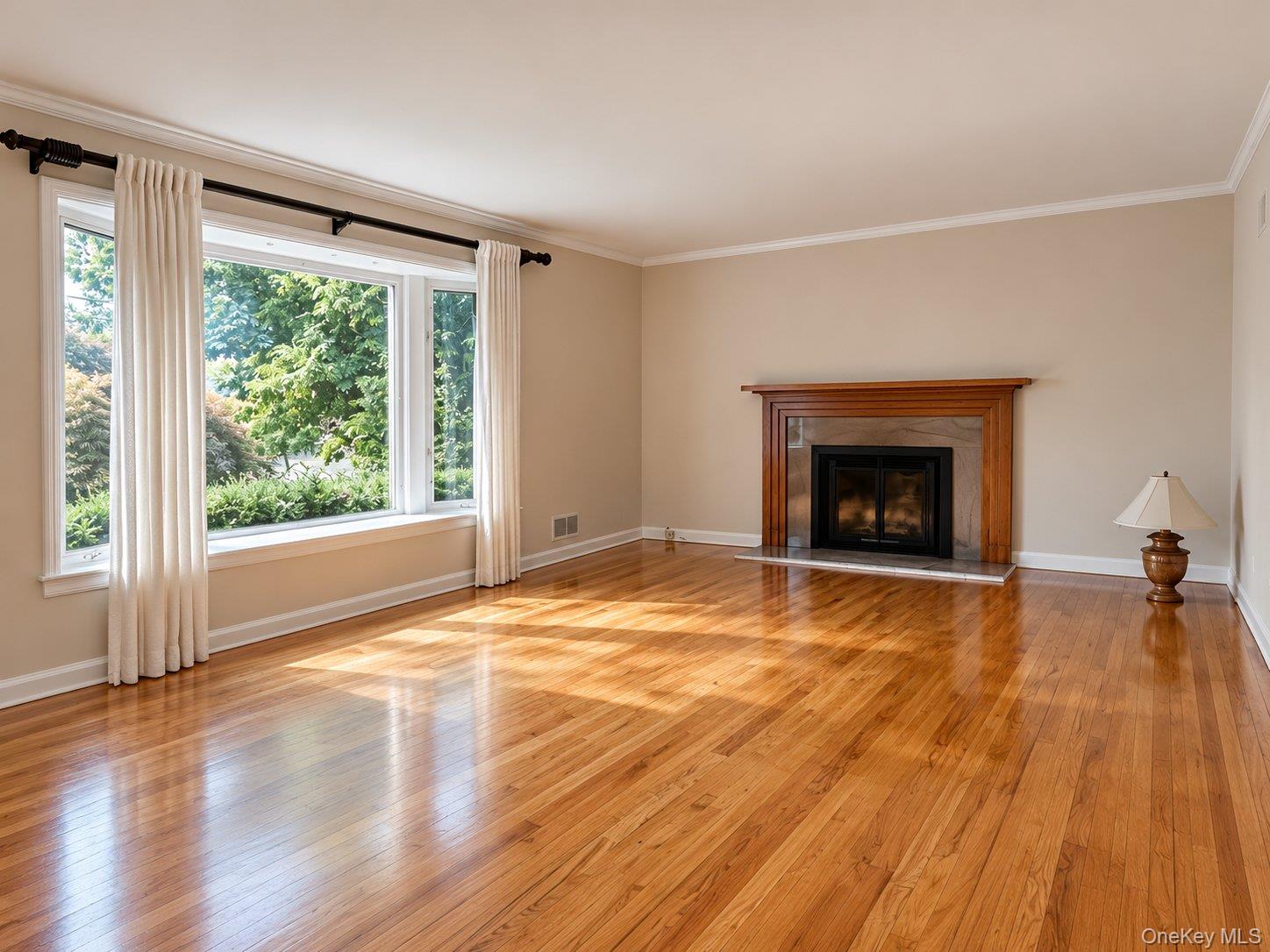 Photo 4 of this property