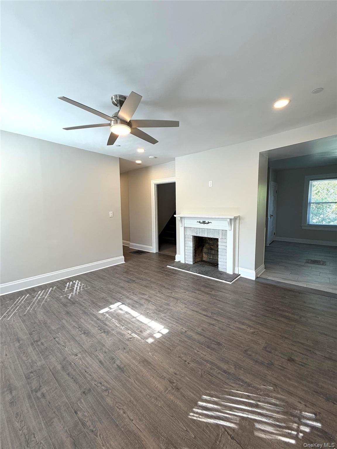 Photo 3 of this property