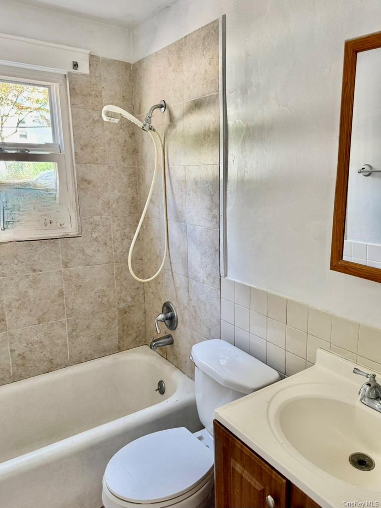 Photo 7 of this property