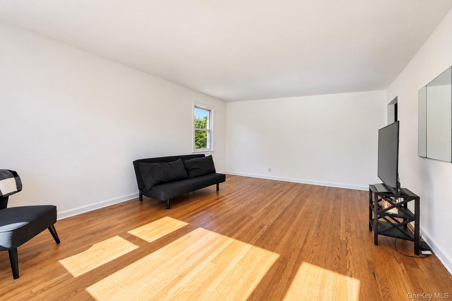 Photo 3 of this property