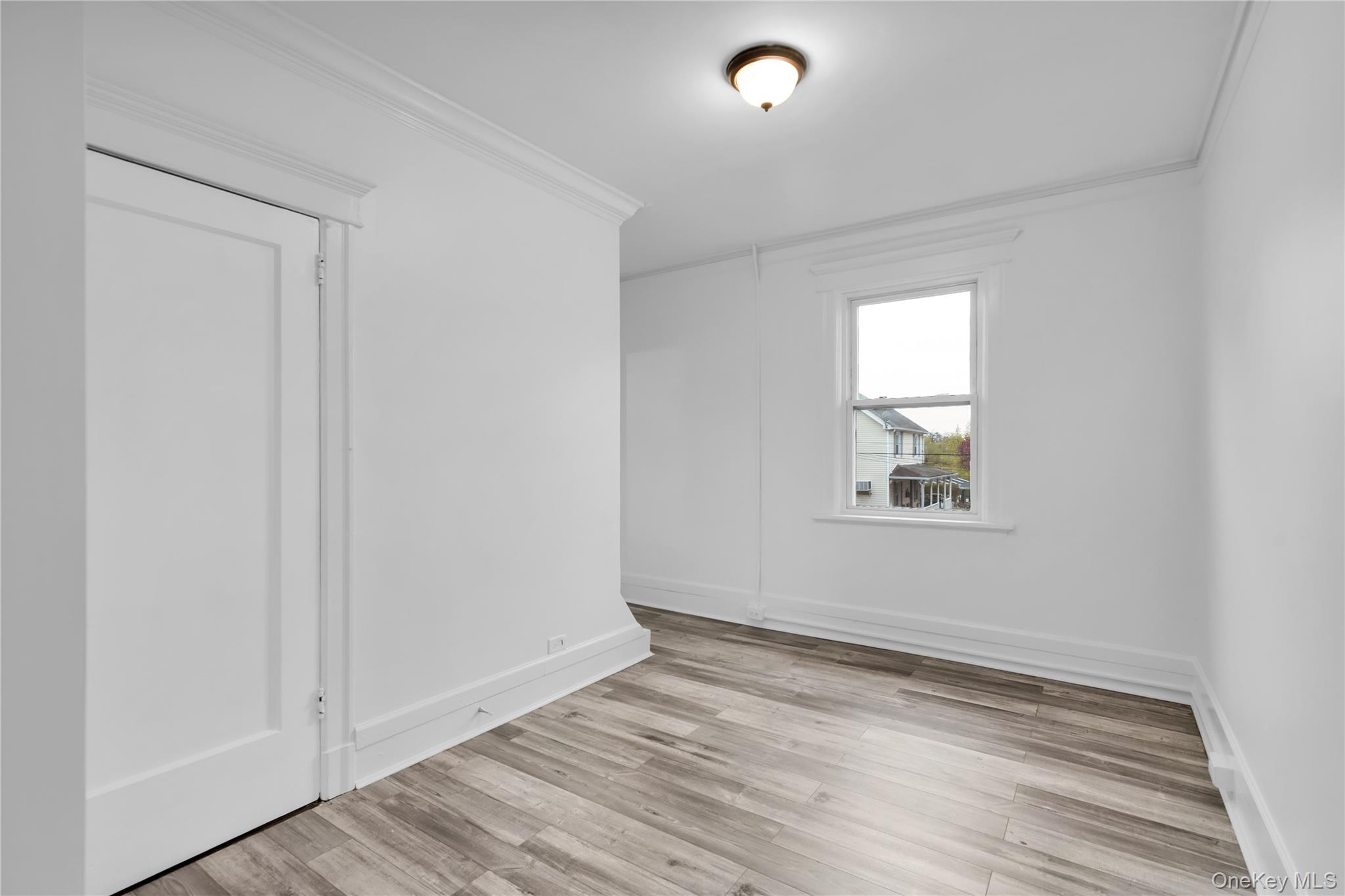 Photo 4 of this property