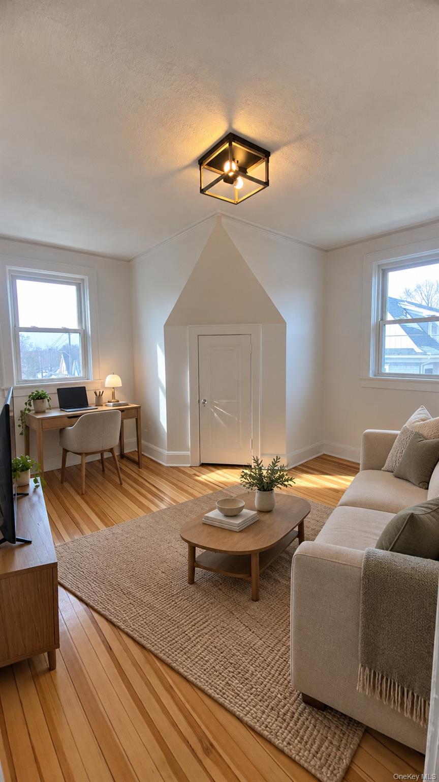 Make Rye your next home in this move-in-ready third-floor apartment fe...
