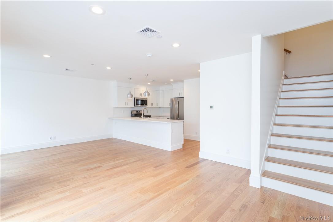Photo 6 of this property