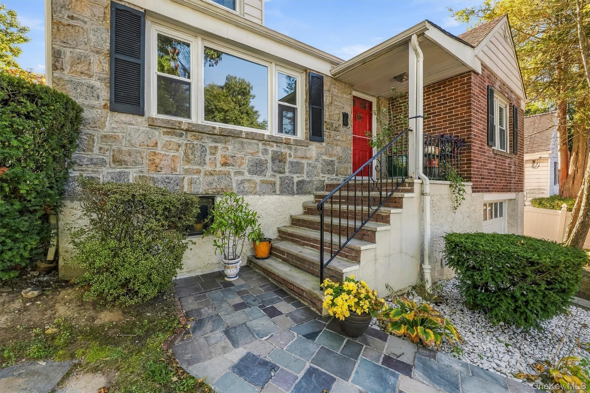 Photo 4 of this property