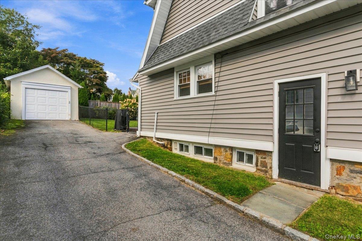 Photo 32 of this property