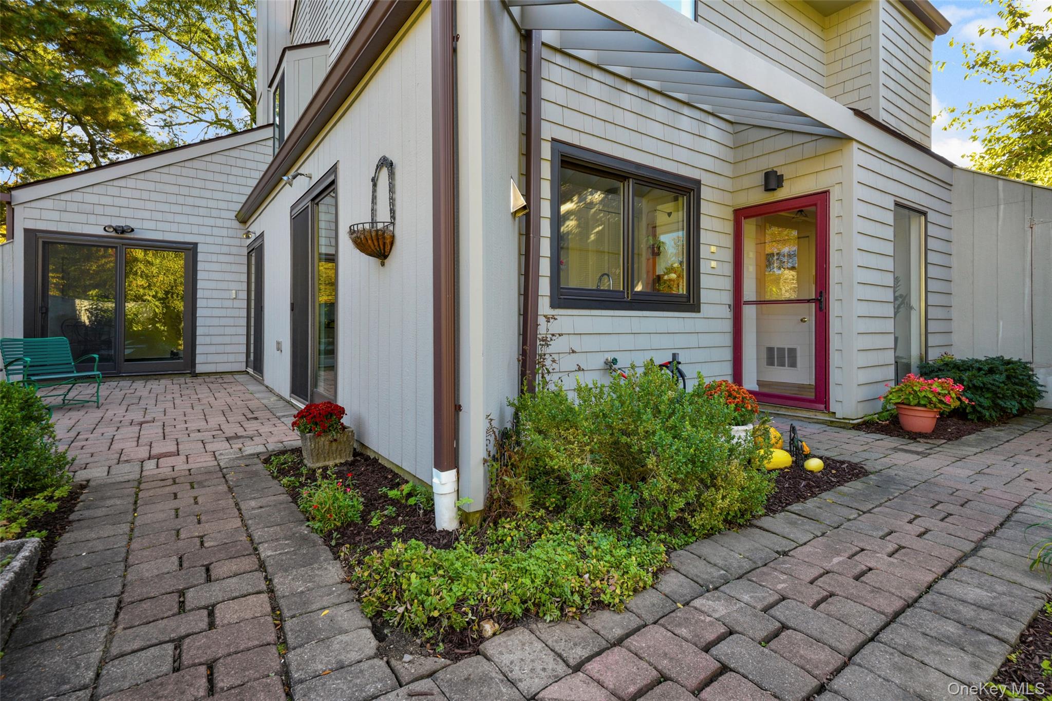 Photo 6 of this property